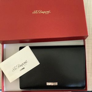 Brand new S.T. Dupont Paris Wallet